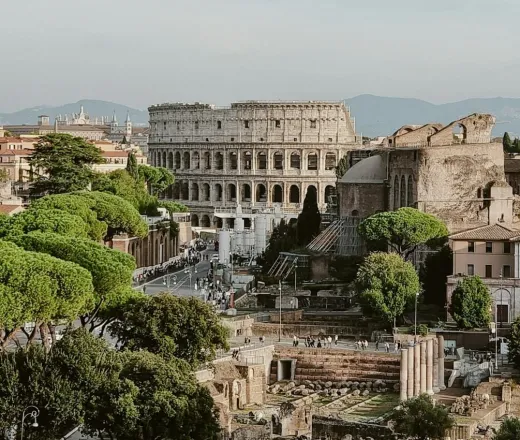 A day in Rome, Round trip train ticket from Milan to Rome and Rome Hop On Hop Off Tour